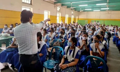 সাইবার নিরাপত্তা বিষয়ক সেমিনারে বক্তব্য দিচ্ছেন আব্দুল্লাহ আল ইমরান