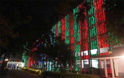 বর্ণিল সাজে ক্যাম্পাস