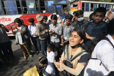 বিক্ষোভরত শিক্ষার্থীরা। ছবি: আব্দুল গনি