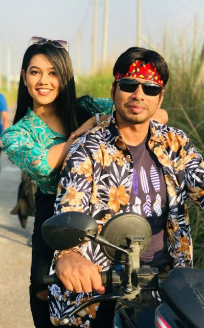 &lsquo;ফিরে আয় পাগলু&rsquo; নাটকের একটি দৃশ্য। ছবি: সংগৃহীত ছবি: সংগৃহীত