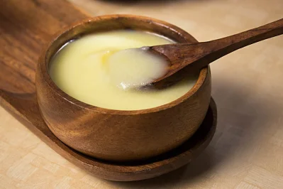 দেশি ঘিতে থাকা চর্বি শরীরকে উষ্ণ রাখে