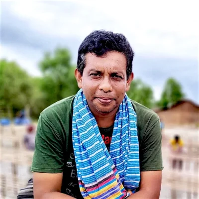 ২০১৬ সালের ৩১ মে থেকে এ পর্যন্ত সুন্দরবনের মোট ৩২টি বাহিনীর দস্যু সদস্যরা আত্মসমর্পণ করেছে। আর এ আত্মসমর্পণের নেপথ্যে সরকার ও জলদস্যুদের মাঝে মধ্যস্থতাকারী হিসাবে কাজ করেছেন সাহসী সাংবাদিক মোহসীন-উল হাকিম।