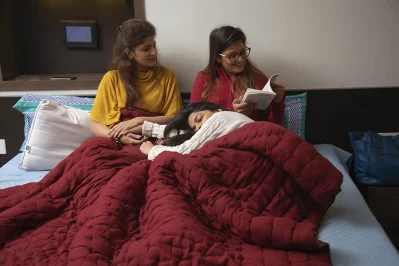 খাওয়ার অন্তত ৩০ মিনিট থেকে ১ ঘণ্টা পর ঘুমাতে যান। খাওয়ার পর ঘরে অন্তত ১৫ মিনিট হাঁটুন