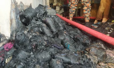 আশুলিয়ায় সোয়েটার কারখানায় আগুন। ছবি-ইত্তেফাক
