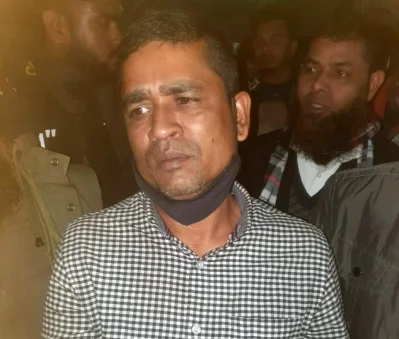 ইয়াবার চালান সহ গ্রেফতার হওয়া ইমরান হোসেন (৪২)