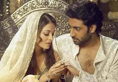 অভিষেক বচ্চন ও ঐশ্বরিয়া বচ্চন।