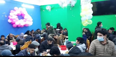 মেজবানে প্রবাসীদের স্বতঃস্ফূর্ত অংশগ্রহণ।