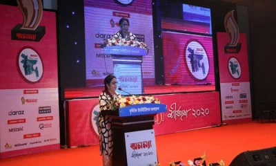 অনন্যা শীর্ষদশ সম্মাননা অনুষ্ঠানে বক্তব্য রাখছেন পাক্ষিক অনন্যা ও দৈনিক ইত্তেফাকের সম্পাদক তাসমিমা হোসেন। ছবি: আব্দুল গনি