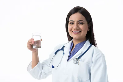 শীত বলে পানি পান কমিয়ে দেবেন না 