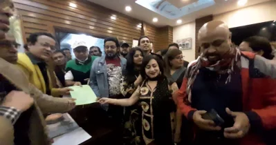 মিশা-জায়েদ মনোনয়নপত্র জমা দিয়েছে। ছবি: সংগৃহীত