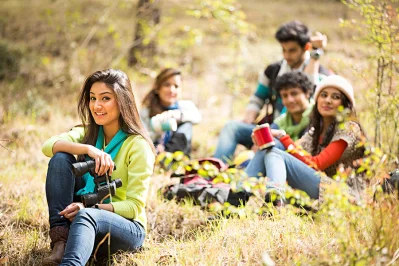 ফ্যাশন নিয়ে এক্সপেরিমেন্ট করার আসল সময় হলো শীতকাল