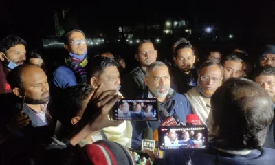 বৈঠক শেষে সাংবাদিকদের ব্রিফ করছেন শিক্ষামন্ত্রীর প্রতিনিধি