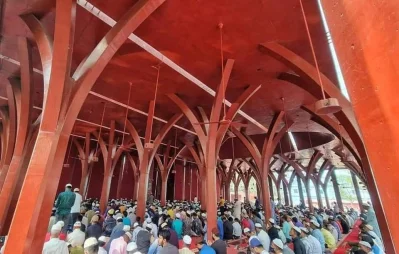লাল মসজিদ। ছবি: সংগৃহীত