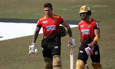 কুমিল্লার জয়ের দুই নায়ক ফাফ ডু প্লেসি ও ক্যামেরুন ডেলপোর্ট