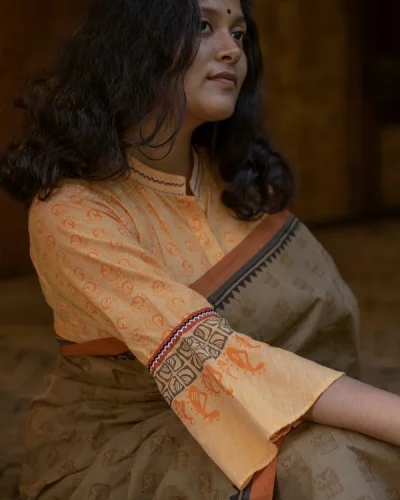 একদম প্রথম থেকেই ডিজাইন ও সুতার বুননে দেশাল তুলে ধরতে চেয়েছে স্থানীয় ও আদি সংস্কৃতিকে