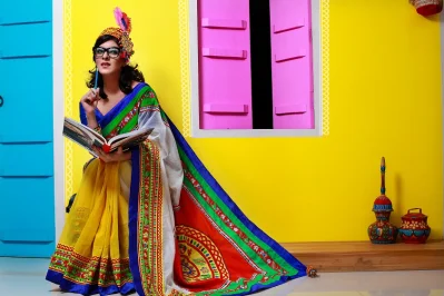 পঞ্চাশের পর নিজেকে সুস্থ-সতেজ রাখতে হলে উপযুক্ত খাবার-দাবার, ব্যায়াম, পর্যাপ্ত পানি খাওয়া, পরিমাণ মতো ঘুম আর সবসময় হাসিখুশি থাকার চেষ্টা করতে হবে
