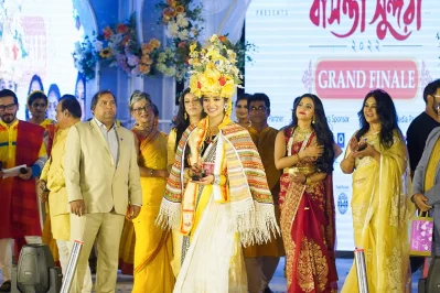বিশ্বরঙ বাসন্তী সুন্দরী ২০২২ গ্র্যান্ড ফিনালে যমুনা ফিউচার পার্কে ১৪ ফ্রেব্রুয়ারি আয়োজন করা হয়েছিল