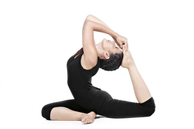 ব্যক্তিসত্তার সঙ্গে বিশ্বসত্তা একত্র করে প্রশান্তি অর্জনের মাধ্যম হলো, যোগ বা যোগাসন