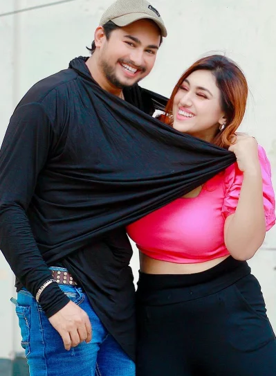  অপু বিশ্বাস ও জয় চৌধুরী। ছবি: সংগৃহীত