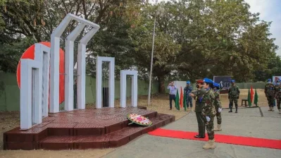 সেনাবাহিনী প্রধান দক্ষিণ সুদানের রাজধানী জুবায় শহিদ মিনারে পুষ্পস্তবক অর্পণ করেন।
