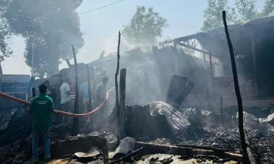 কক্সবাজারের উখিয়ায় রোহিঙ্গা ক্যাম্পে আগুন লাগার ঘটনায় ধ্বংসাবশেষ। ছবি- ইত্তেফাক