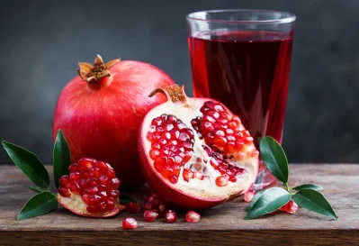 ডালিমের রসে উরোলিথিন নামক একটি অণু থাকে
