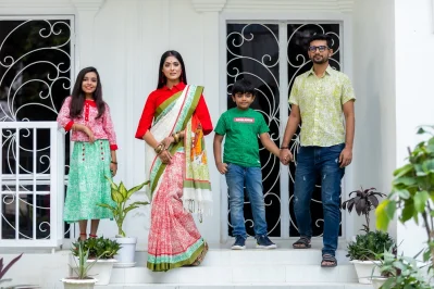 পরিবারের সবার জন্যে একই ধরণের ম্যাচিং পোশাক থাকছে এবারের স্বাধীনতার উৎসবে