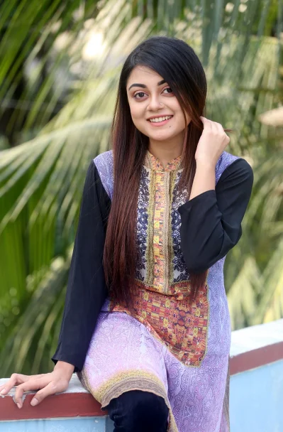 গরমের সময়টাতে চুল পরিচর্যার প্রথম ধাপ হলো পরিষ্কার রাখা