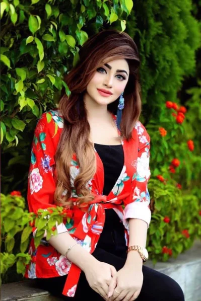 ভ্যালেন্টাইন, বৈশাখ, যেকোনো উৎসব, বিয়েই শুধু নয় ভালোবাসার প্রতীকও লাল রং
