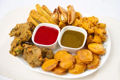 অতিরিক্ত তৈলাক্ত খাবার ইফতারে পরিহার করাই ভালো