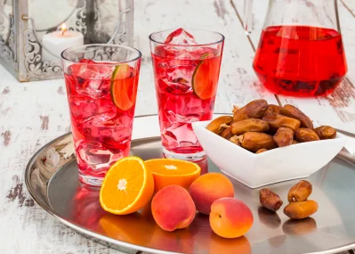 যেকোনো তাজা ফলের শরবত শরীরকে তাজা রাখবে