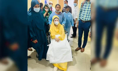 চিকিৎসা শেষে বাসায় ফিরছেন খালেদা জিয়া। ছবি: সংগৃহীত