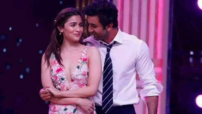 রণবীর কাপুর ও আলিয়া ভাট। ছবি: সংগৃহীত