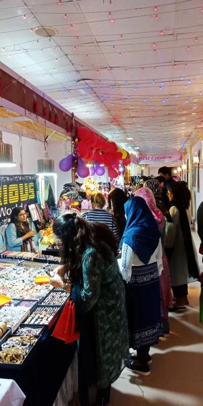 ধানমন্ডিতে বৈশাখী ও ঈদ মেলা