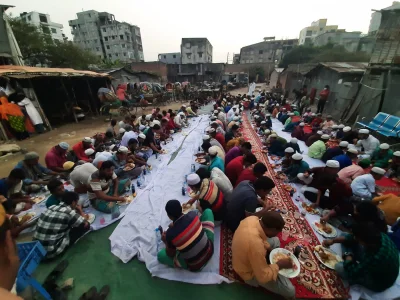 মঙ্গল আলোয় ফাউন্ডেশনের আয়োজনে ইফতার অনুষ্ঠান।