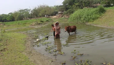দখল ও দূষণের কারণে নদী সরু হয়ে গেছে