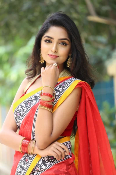  ঈদের দিন তৈলাক্ত ত্বক সুন্দর রাখতে রমজানের এই কয়দিন অন্তত সুষম খাদ্যাভ্যাস গড়ে তুলুন