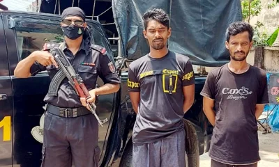 গ্রেফতারকৃত দুই মাদককারবারী।