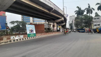 ঈদের আগে রাস্তা ফাঁকা। ছবি: ইত্তেফাক