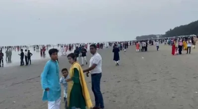 পর্যটক মুখরিত কক্সবাজার।