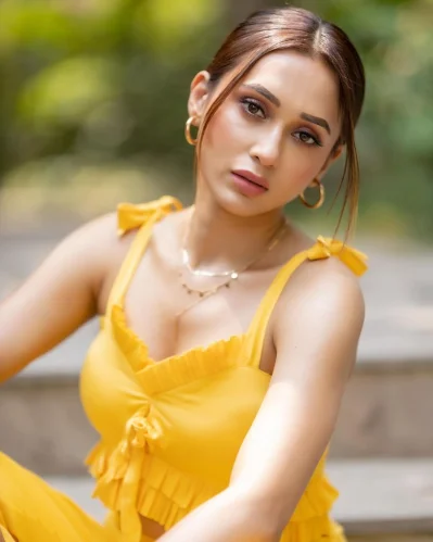 মিমি চক্রবর্তী। ছবিছ ইনস্টাগ্রাম