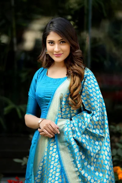 সহজাত সৌন্দর্য দিয়েই বাজিমাত করা সবচেয়ে সহজ