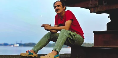 ভুলের কারণে চুল পড়ে টাক পড়লে অনেক টাকা খরচ করেও লাভের লাভ কিছুই হয় না