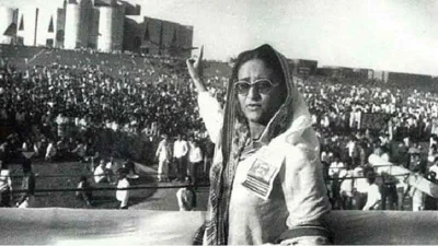  ১৯৮১ সালে মানিক মিয়া এভিনিউতে আয়োজিত এক জনসভায় প্রধানমন্ত্রী ও আওয়ামী লীগ সভাপতি শেখ হাসিনা। ছবি: সংগৃহীত