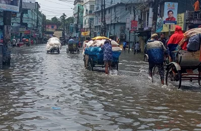 সিলেট শহরে বন্যার পানি।