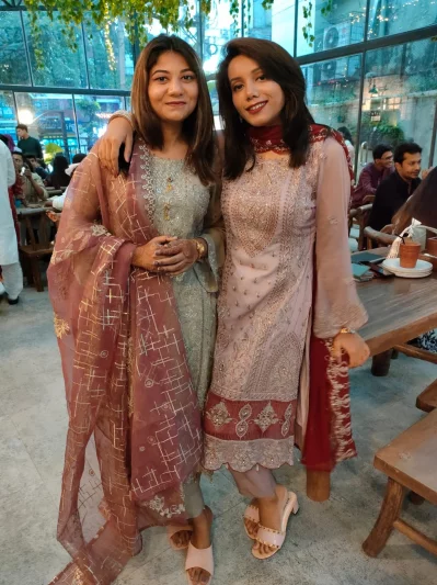 শারমিন সুলতানা (বাঁয়ে) ও নিলয় চৌধুরী (ডানে)