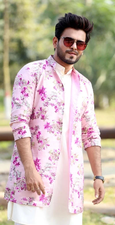 গরমের দিনে দাড়ির বাড়তি যত্ন নিতে হবে