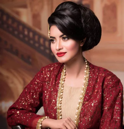 যাদের পাতলা চুল তারা নিয়মিত ট্রিম করতে পারেন। এতে চুলে ফোলানো ভাব চলে আসে এবং ঘনও দেখায়