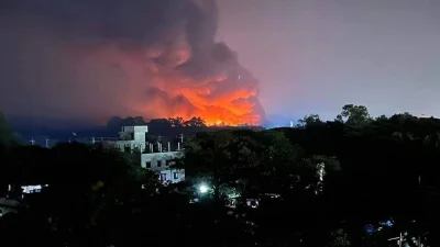 কনটেইনার ডিপোতে ভয়াবহ বিস্ফোরণ।ছবি: সংগৃহীত