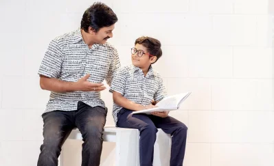 বিশ্ব বাবা দিবস উপলক্ষে পাঞ্জাবি, ফতুয়া, শার্ট ইত্যাদিতে তুলে ধরা হয়েছে বিভিন্ন গ্রাফিক্যাল জ্যামিতিক ফর্মের মোটিফ 